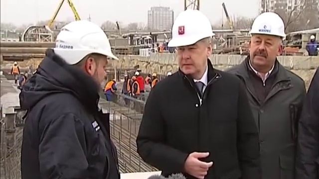 Осмотр хода строительства станции «Хорошёвская» смотреть онлайн