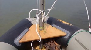 Обзор ПВХ лодки «Муссон 2800» под шпринтовым парусом. Sailing the inflatable boat