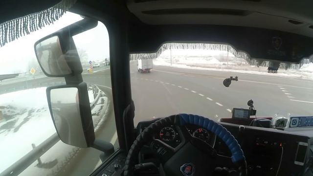 Вскрыли коллегу с бытовой техникой, чей косяк! Заехали помыть верного коня!!! смотреть онлайн