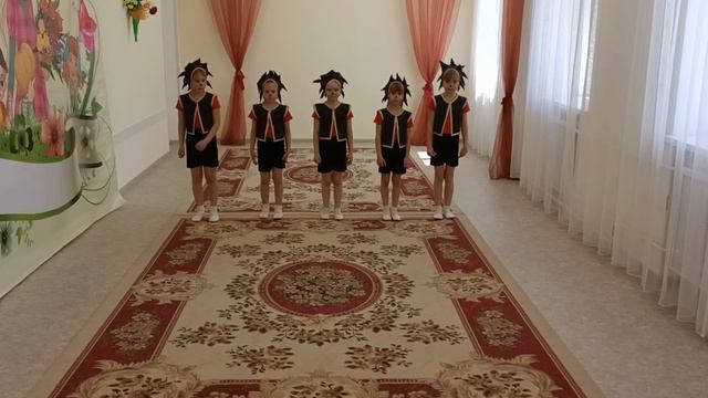 Фитнес-фестиваль "Выше радуги" ритмическая гимнастика "Ёжики" смотреть онлайн