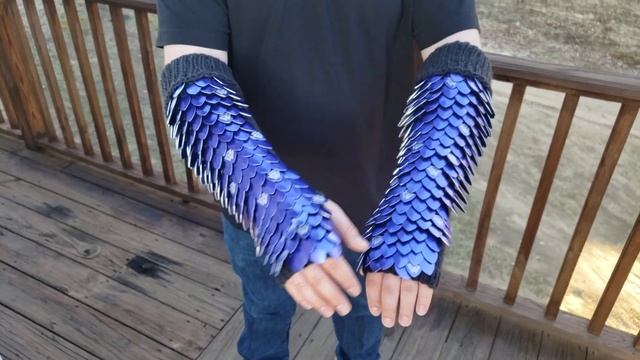 Large Purple w/Valknut Laser Etching on Dark Grey Gauntlets смотреть онлайн