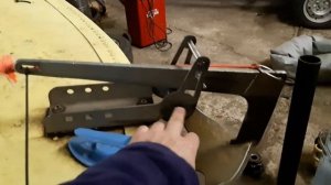 Якорная лебедка Stronger и якорь Брюса со штатным роульсом.