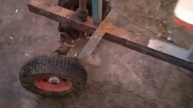 Минитрактор из крота выезд по снегу смотреть онлайн