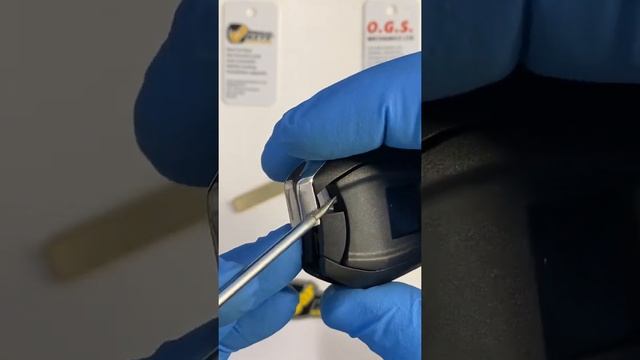 Citroen/ Peugeot key battery replacement смотреть онлайн