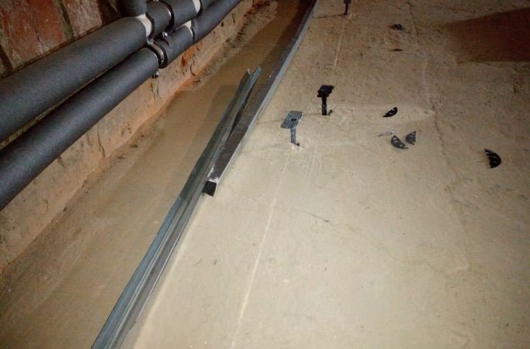 Установка съемных маяков из направляющего профиля на монт ажные грибки смотреть онлайн