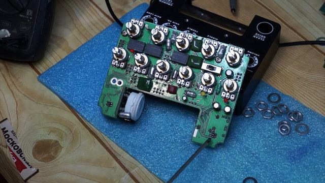 Repairing tube guitar preamp AMT SS 20 смотреть онлайн