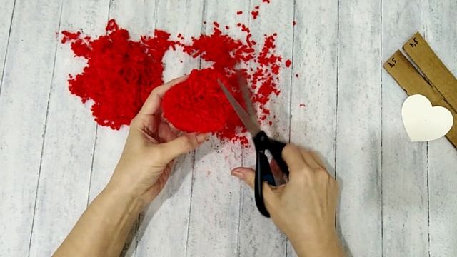 Помпон Cердце из ниток. Подарок на 14 февраля - Heart shape pom pom. DIY Valentine's day gift смотреть онлайн