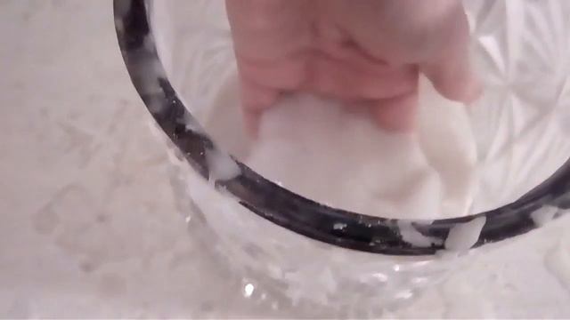 СДЕЛАЛ НЕНЬЮТОНОВСКУЮ ЖИДКОСТЬ!