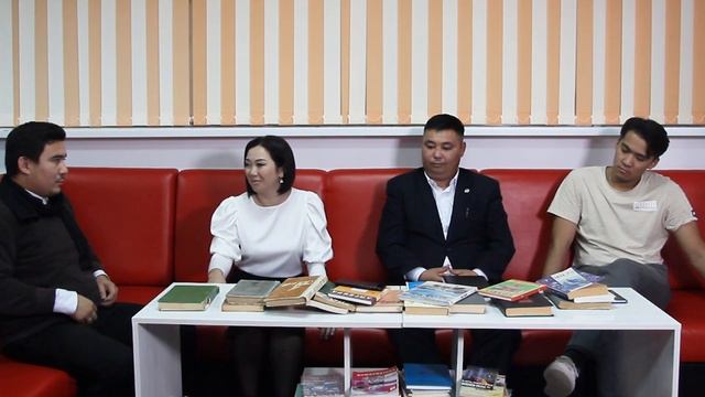 Психология және Политика. Сымбат Абдрахманова және Болатбек Айтбенбетовпен "Кезекті "құрттану". смотреть онлайн