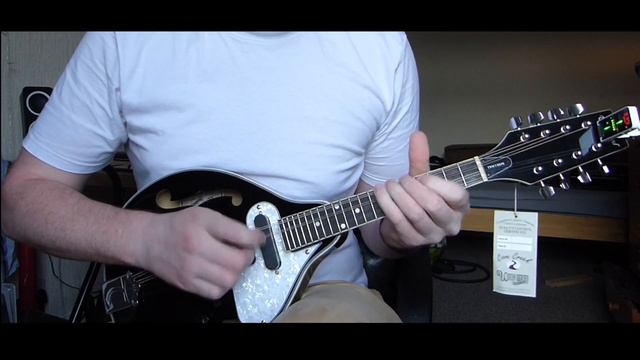 Shredding a Mandolin смотреть онлайн