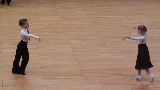 Савченков Константин - Шилова Дарья DanceForum 2017 Juvinal 2 смотреть онлайн