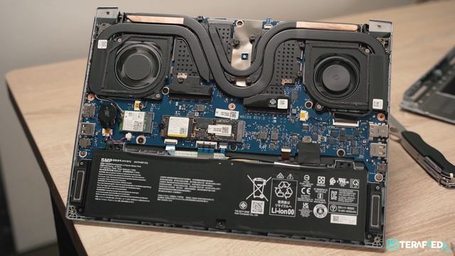 Acer Predator Triton 300 SE (2022) Review - Awesome For Gamers, Not For Creators