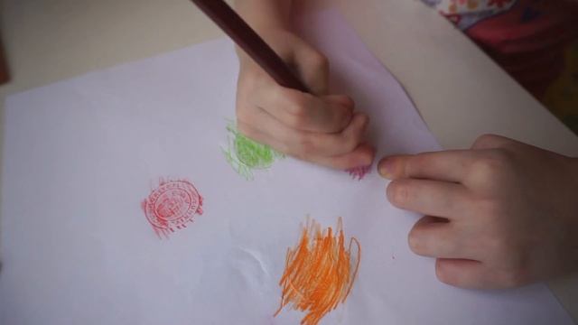 Как подготовить руку к письму? // Развивающие занятия для детей // Игры на моторику // Nikandvika смотреть онлайн