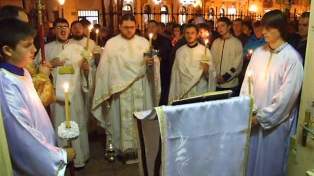 Васкршње јутрење у Саборној цркви у Сомбору 2012 смотреть онлайн