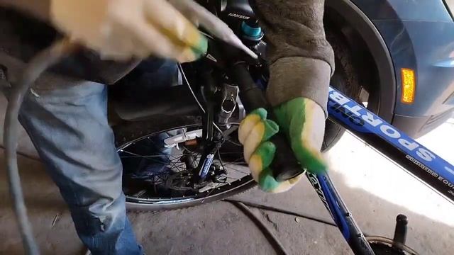 Как снять и поставить грипсы смотреть онлайн