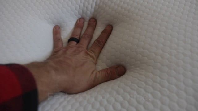 Amazon memory foam king size mattress unboxing & review | Molblly смотреть онлайн