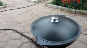 Варим варенье из крыжовника  на улице в казане