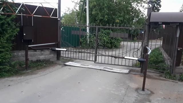 Ворота распашные с антивандальной системой запирания смотреть онлайн