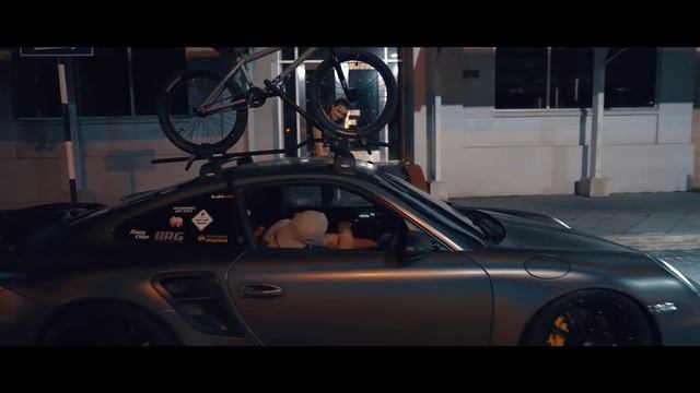 Plug-In Performance, Happy Driving. смотреть онлайн