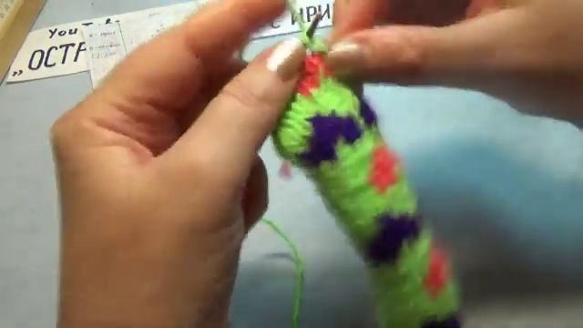 #426 ЯРКИЕ ТАПОЧКИ БЕЗ ШВОВ НА ДВУХ СПИЦАХ.МАСТЕР КЛАСС. Knitted slippers. Master class. смотреть онлайн