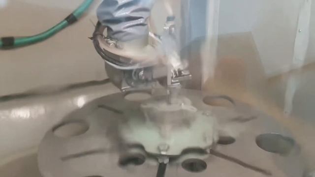 Гидродробеструйное упрочнение отверстий, ёлочных пазов, деталей ДСЕ смотреть онлайн