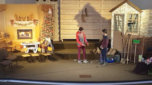 Рождественская постановка в поисках Библии... смотреть онлайн