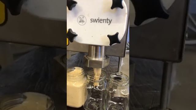 Крем мёд с прополисом . Дозатор swienty смотреть онлайн