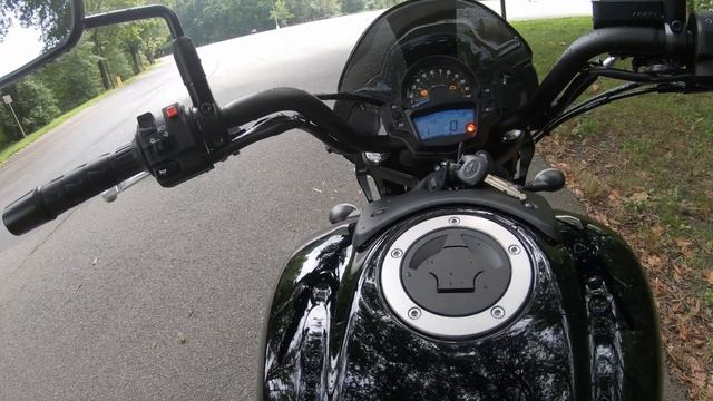 Kawasaki Vulcan S 650 ABS Cafe - Review - Best Beginner Cruiser !!