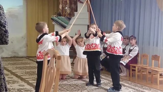 Танец Оленевод и оленята смотреть онлайн