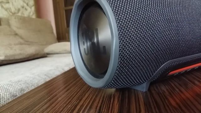 JBL Xtreme Bass and Water test ! смотреть онлайн