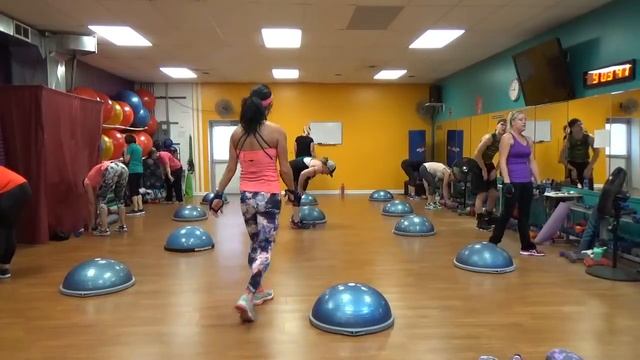 BOSU/HIIT/Bodyweight - Calorie Burning Workout! смотреть онлайн