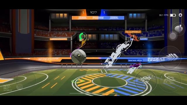How To Make A GOLDEN Car On Rocket League Sideswipe смотреть онлайн
