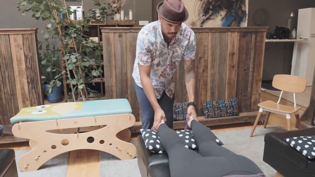 4K Chiropractic Adjusting FLOW - Serving 3 People W/ Dr  Brett Jones