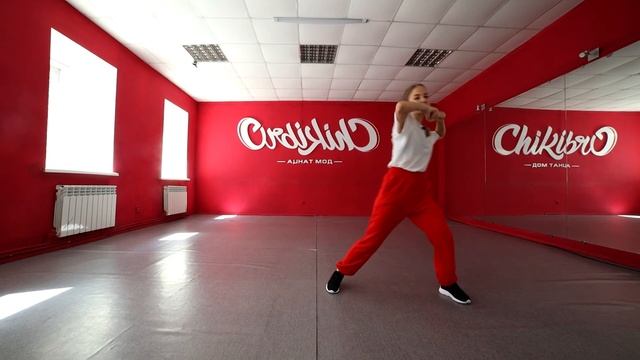 Учим связку в стиле Jazz Funk c Ксенией Науменко смотреть онлайн