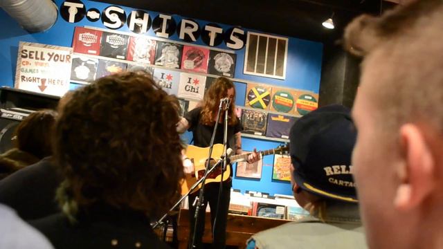 Laura Jane Grace "Two Coffins" LIVE @ Reckless Records смотреть онлайн