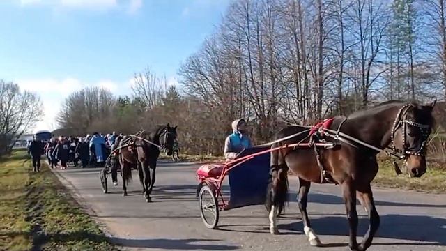 2023/11 – Крестный ход и праздник в Троицком смотреть онлайн