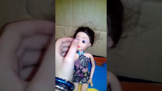 Хоулин живёт одна смотреть онлайн