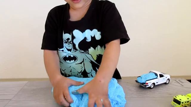 Сделал сам шариковый пластилин. смотреть онлайн