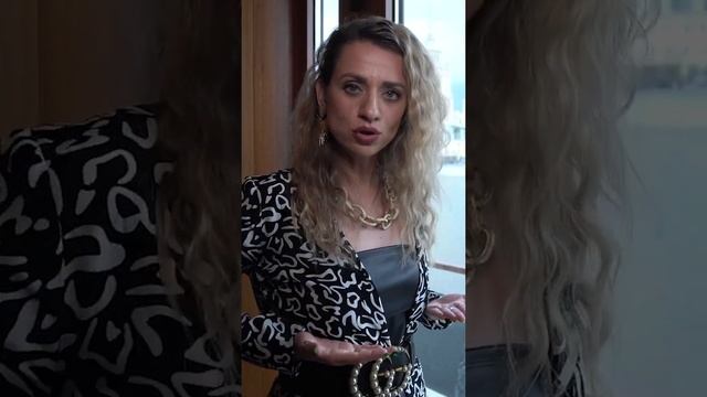 ВТЯГИВАТЬ ЖИВОТ НЕЛЬЗЯ! А как же ПЛОСКИЙ ЖИВОТ? #shorts смотреть онлайн