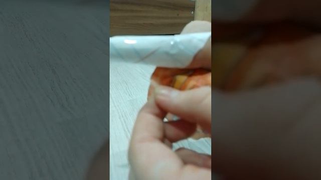 РАСПАКОВКА ЧОКОЛАДКИ, ППОСТИТЕ ЗА ШУМ , СОСЕДИ СТЕНЫ СВЕРЛЯТ смотреть онлайн