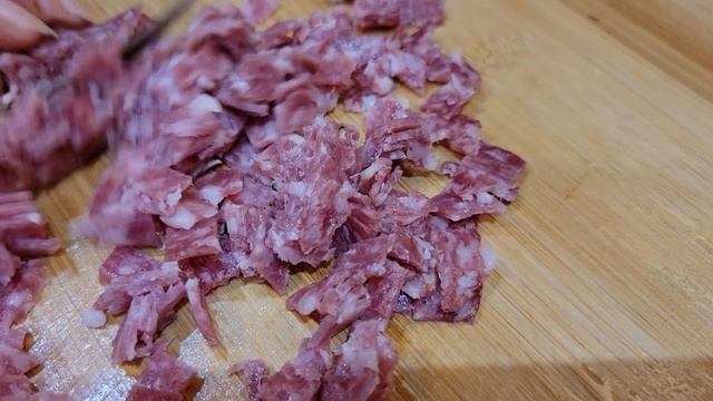 chicken in tomato sauce. Курочка с грибами в томатном соусе. смотреть онлайн