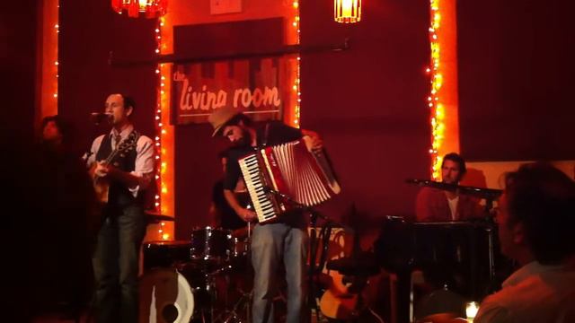 Kris Gruen "Part of It All" - Live at The Living Room in NYC 9.14.11 смотреть онлайн