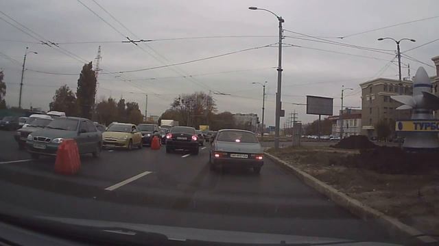 Московский проспект. Ремонт. Пробка! Вечером красота смотреть онлайн