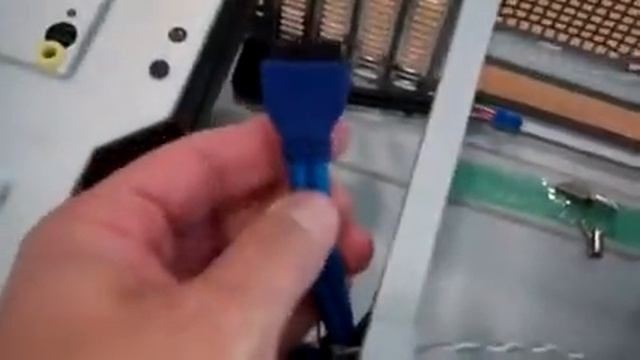 Silverstone GD06 has internal USB 3.0 headers смотреть онлайн