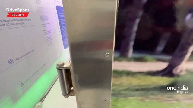 Auto Expo 2023: Jupiter Electric Mobility EV Star CC Walk Around | Punith Bharadwaj | Oneindia News смотреть онлайн