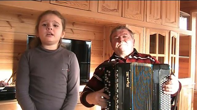 Песня. СЕНОКОСНАЯ ПОРА. Поёт НАСТЯ 7,5 лет. смотреть онлайн