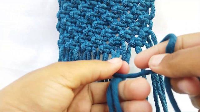 DIY macrame phone bag || Macrame sling bag tutorial || Macrame with Kanchan ❤ смотреть онлайн
