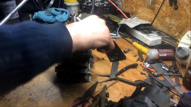 "Хускварна 143R" Весна,похлопал её по плечу и коси!) смотреть онлайн