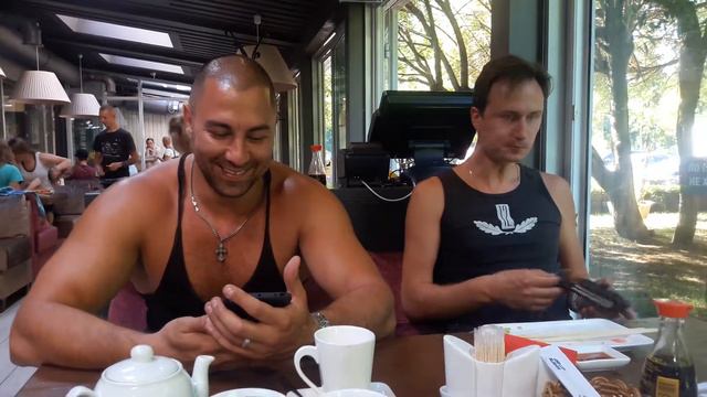 VLOG 1: Знакомство. Актер кино о себе смотреть онлайн