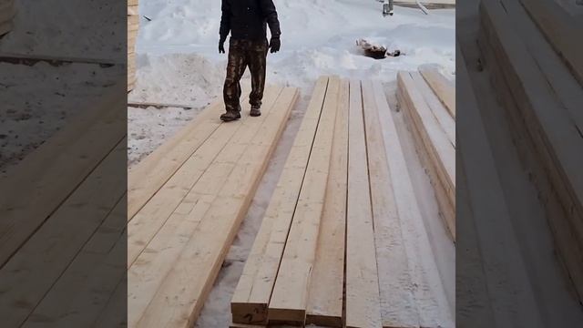 Процесс производства пиломатериалов в компании ЕвроСтройДом. Брус, доска строганная и обрезная. смотреть онлайн